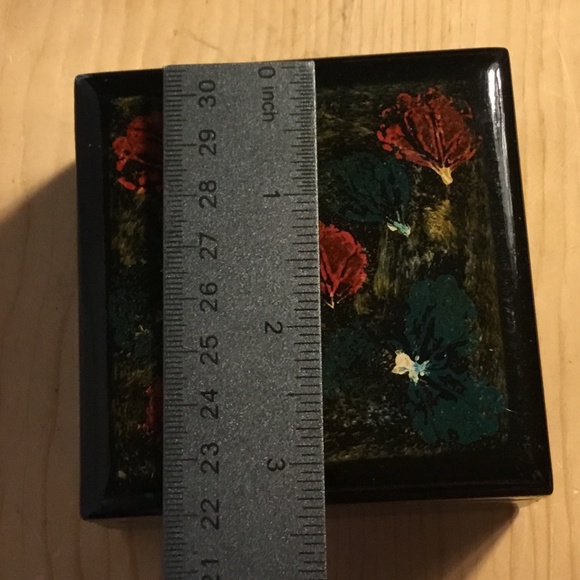 Vintage Japanese Lacquer Jewelry Box Romantic - Picture 7 of 11